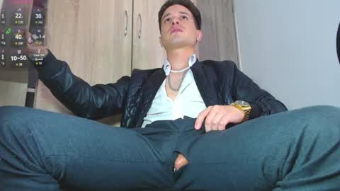 Snapshot of leonal_oconer chatting on July 21, 2026, 4:42 pm iam leonal online show from July 21, 2026, 4:42 pm