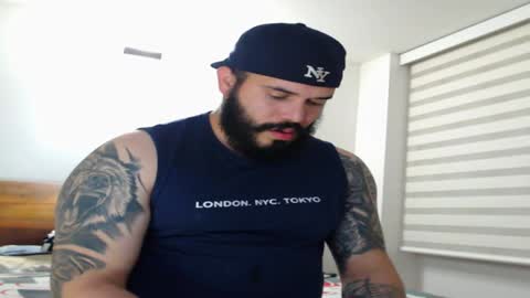 leonidas_murfi71 online show from March 9, 2025, 1:35 am