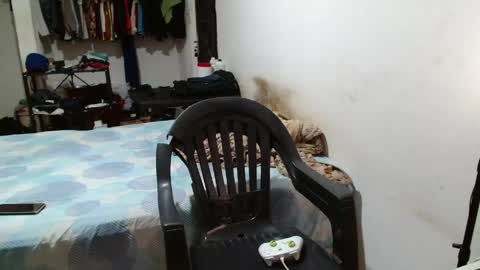 leonino231 online show from April 20, 2026, 10:55 pm