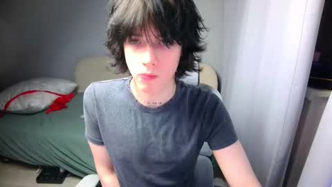 leonkissboy online show from March 19, 2026, 10:36 pm