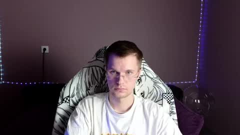 Leon online show from January 2, 2025, 6:50 am