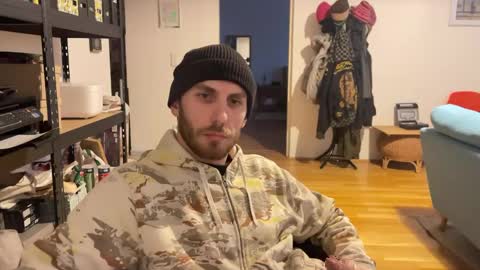 Snapshot of leonvampire chatting on January 9, 2025, 3:23 pm Leon online show from January 9, 2025, 3:23 pm