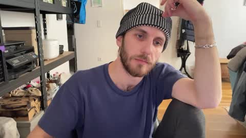 Snapshot of leonvampire chatting on February 17, 2025, 2:59 pm Leon online show from February 17, 2025, 2:59 pm