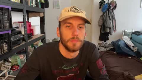 Snapshot of leonvampire chatting on November 20, 2025, 9:42 am Leon online show from November 20, 2025, 9:42 am