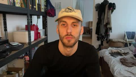 Leon online show from January 19, 2026, 2:54 pm