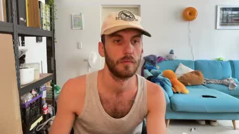 Leon online show from July 14, 2026, 10:21 am
