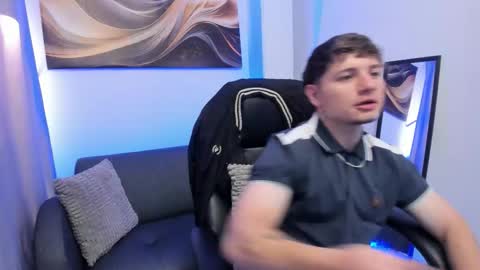 Leo  online show from February 4, 2026, 4:40 am