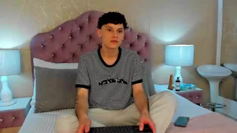 LephyStar online show from June 3, 2026, 4:15 am