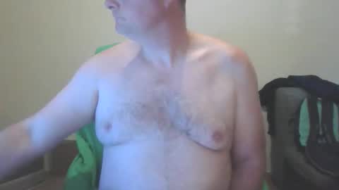 Snapshot of lerase40 chatting on January 12, 2026, 1:16 pm homquisgode online show from January 12, 2026, 1:16 pm