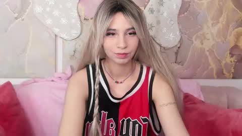 Eveline online show from January 7, 2026, 1:19 am