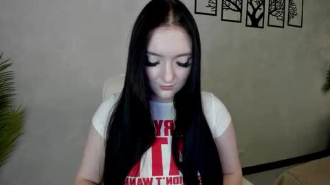 Lesley online show from October 4, 2025, 4:10 am