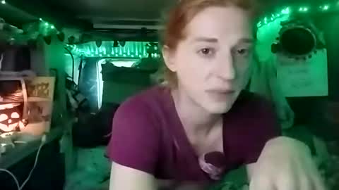 LesleyGumGrass- The Boring Trans girl online show from October 29, 2025, 5:25 pm