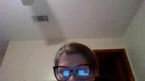 Snapshot of lesleymarie0404 chatting on October 11, 2025, 6:34 am lesleymarie0404 online show from October 11, 2025, 6:34 am