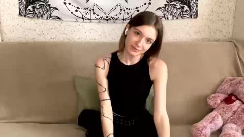 Sia online show from November 5, 2025, 11:21 am