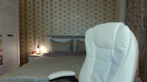 leslie_secret online show from January 23, 2025, 1:41 am