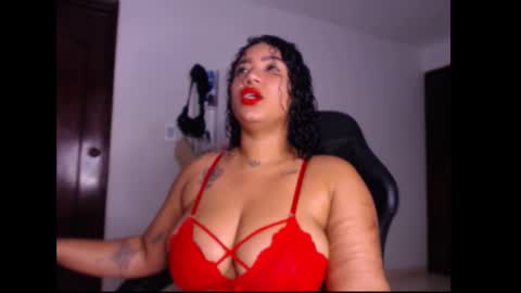 lesly online show from December 20, 2025, 1:56 am