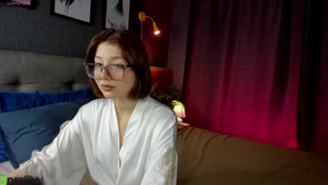 Snapshot of lessi_grace chatting on April 5, 2026, 1:03 am Lessi online show from April 5, 2026, 1:03 am