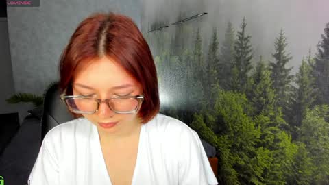 Snapshot of lessi_grace chatting on April 7, 2026, 1:28 am Lessi online show from April 7, 2026, 1:28 am