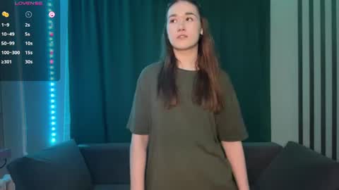 Snapshot of lessiemccoyle chatting on July 12, 2026, 4:53 pm Hello my love Im Val online show from July 12, 2026, 4:53 pm