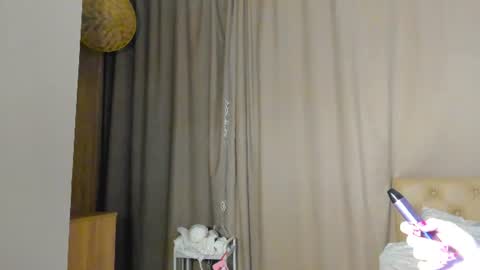Snapshot of lesyaliss chatting on July 3, 2026, 8:15 pm lesyaliss online show from July 3, 2026, 8:15 pm