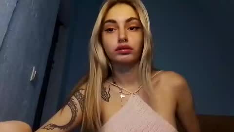 lesyawhite online show from November 13, 2025, 12:26 pm