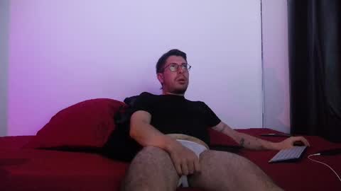 Torres online show from May 25, 2026, 3:34 am