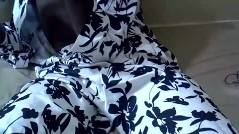 Snapshot of letshaveitbby chatting on November 17, 2025, 5:08 pm letshaveitbby online show from November 17, 2025, 5:08 pm