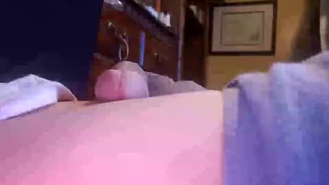 letslookateach online show from February 11, 2025, 5:58 am