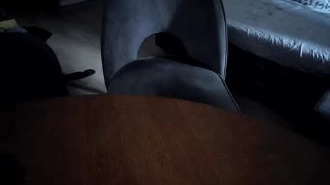 OFansXoXo online show from April 21, 2026, 5:25 am