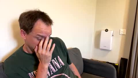 lilithgaze online show from December 3, 2025, 4:20 am