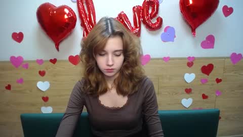 Snapshot of letty_curly chatting on February 17, 2025, 9:13 am letty_curly online show from February 17, 2025, 9:13 am