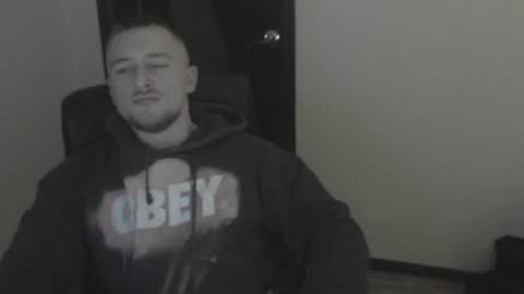 lev1ngston online show from December 9, 2024, 3:40 am