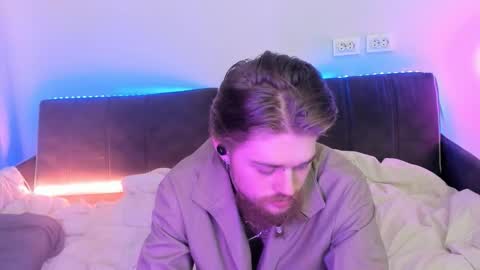 lev_miller online show from March 9, 2026, 2:26 am