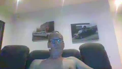 Snapshot of levensgenieters2 chatting on March 8, 2026, 9:29 pm levensgenieters2 online show from March 8, 2026, 9:29 pm