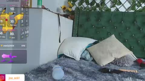 Snapshot of levi_ackermann1 chatting on January 29, 2025, 12:43 am Levi online show from January 29, 2025, 12:43 am