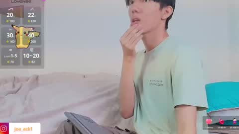 Snapshot of levi_ackermann1 chatting on February 25, 2025, 2:33 pm Levi online show from February 25, 2025, 2:33 pm