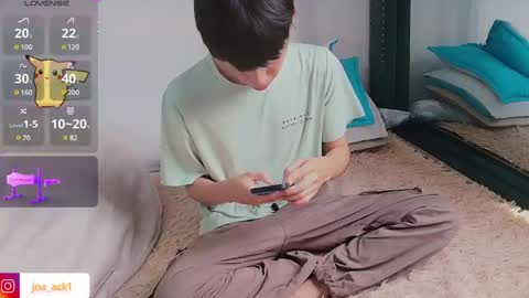 Snapshot of levi_ackermann1 chatting on February 25, 2025, 7:47 pm Levi online show from February 25, 2025, 7:47 pm