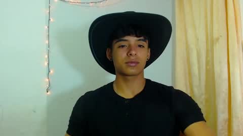 i  am lewis ly EDUARDO MEMDOZA15 online show from May 1, 2026, 2:54 pm