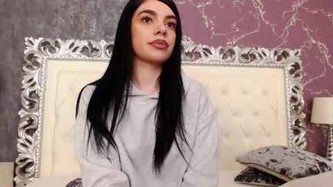 Snapshot of lexi__vicious chatting on December 21, 2024, 5:36 am lexi__vicious online show from December 21, 2024, 5:36 am
