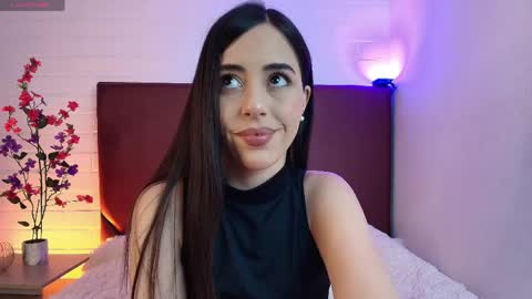 Lexi Howard  online show from April 1, 2026, 6:03 am