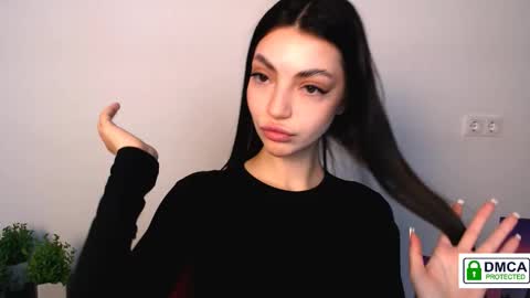 Alexia online show from October 5, 2025, 12:58 pm