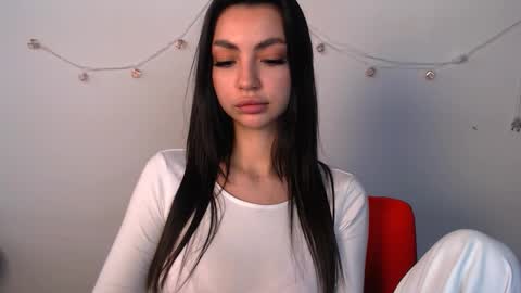 Alexia online show from March 13, 2026, 1:51 pm