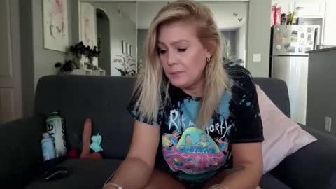 Snapshot of lexi_shocker chatting on September 16, 2025, 5:25 pm Lexi online show from September 16, 2025, 5:25 pm