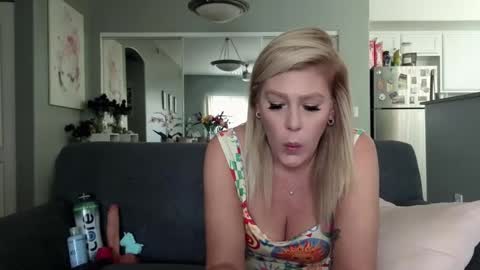 Snapshot of lexi_shocker chatting on September 17, 2025, 7:15 pm Lexi online show from September 17, 2025, 7:15 pm