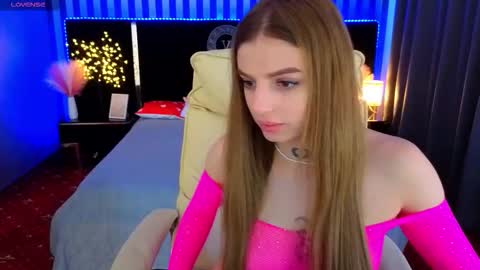 lexi_si online show from March 24, 2026, 9:14 am