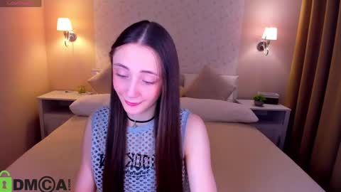 Snapshot of lexi_split chatting on May 19, 2026, 1:44 am Lexi GTM2 MonWedThurSatSun 1000am-400pm online show from May 19, 2026, 1:44 am