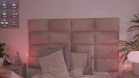 Lexie  online show from March 2, 2026, 11:50 am