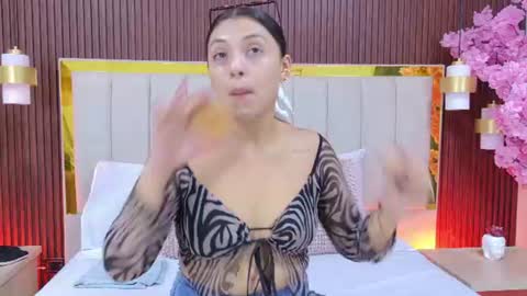 Snapshot of lexxi_gb chatting on July 10, 2026, 8:33 pm lexxi_gb online show from July 10, 2026, 8:33 pm
