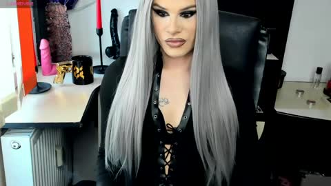 eva lexy you may call me Miss online show from April 19, 2026, 12:15 pm