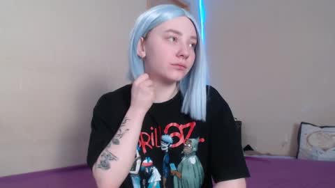 LexxxY online show from April 6, 2026, 8:04 am